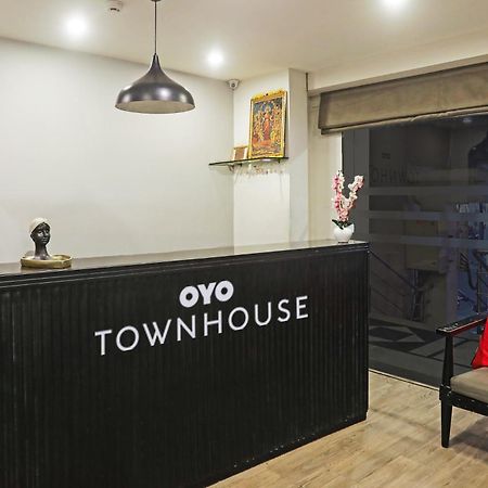 Townhouse Near Secunderabad Railway Station, Yashoda Hospital, Patny Centre Екстер'єр фото