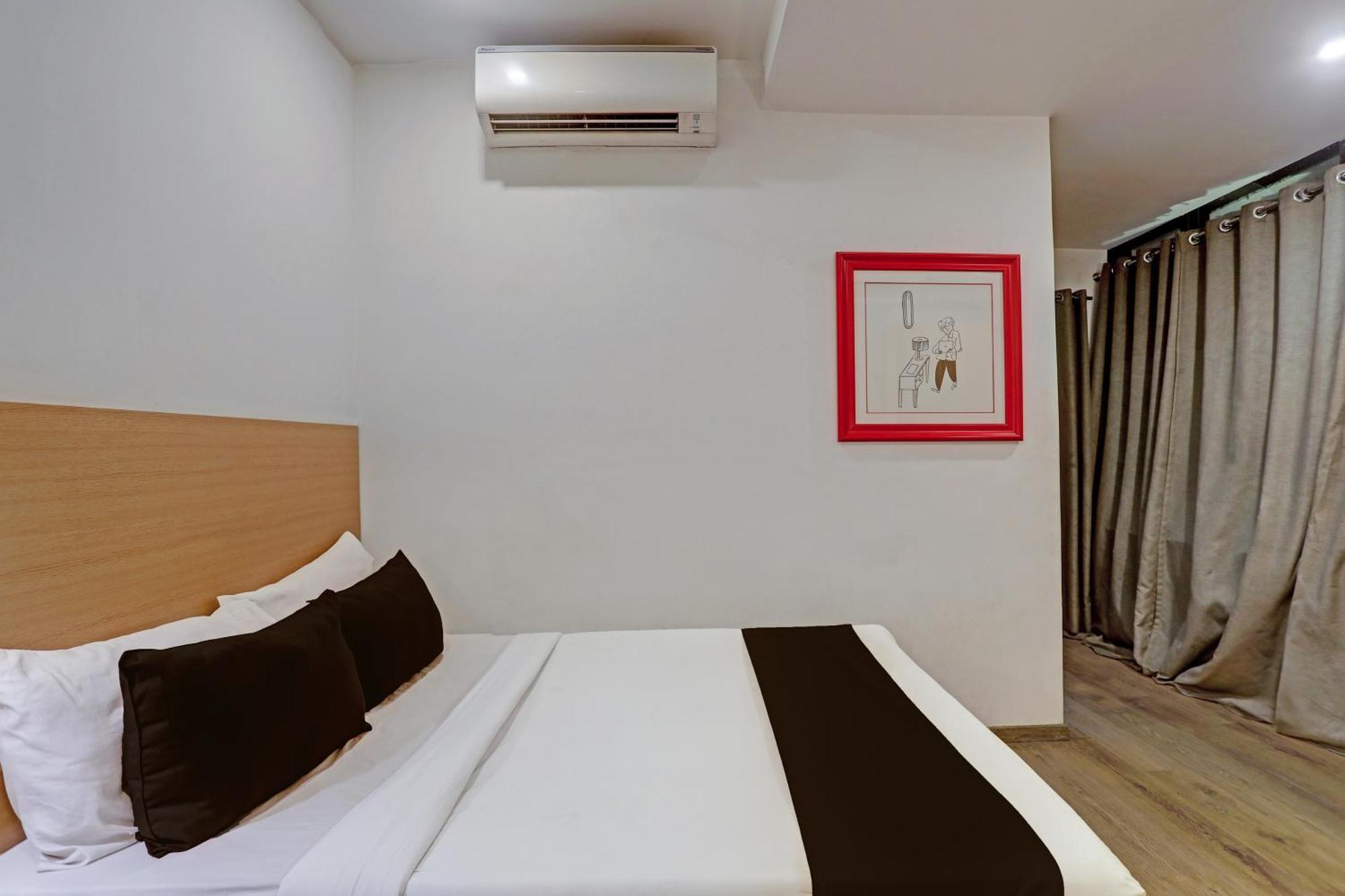 Townhouse Near Secunderabad Railway Station, Yashoda Hospital, Patny Centre Екстер'єр фото